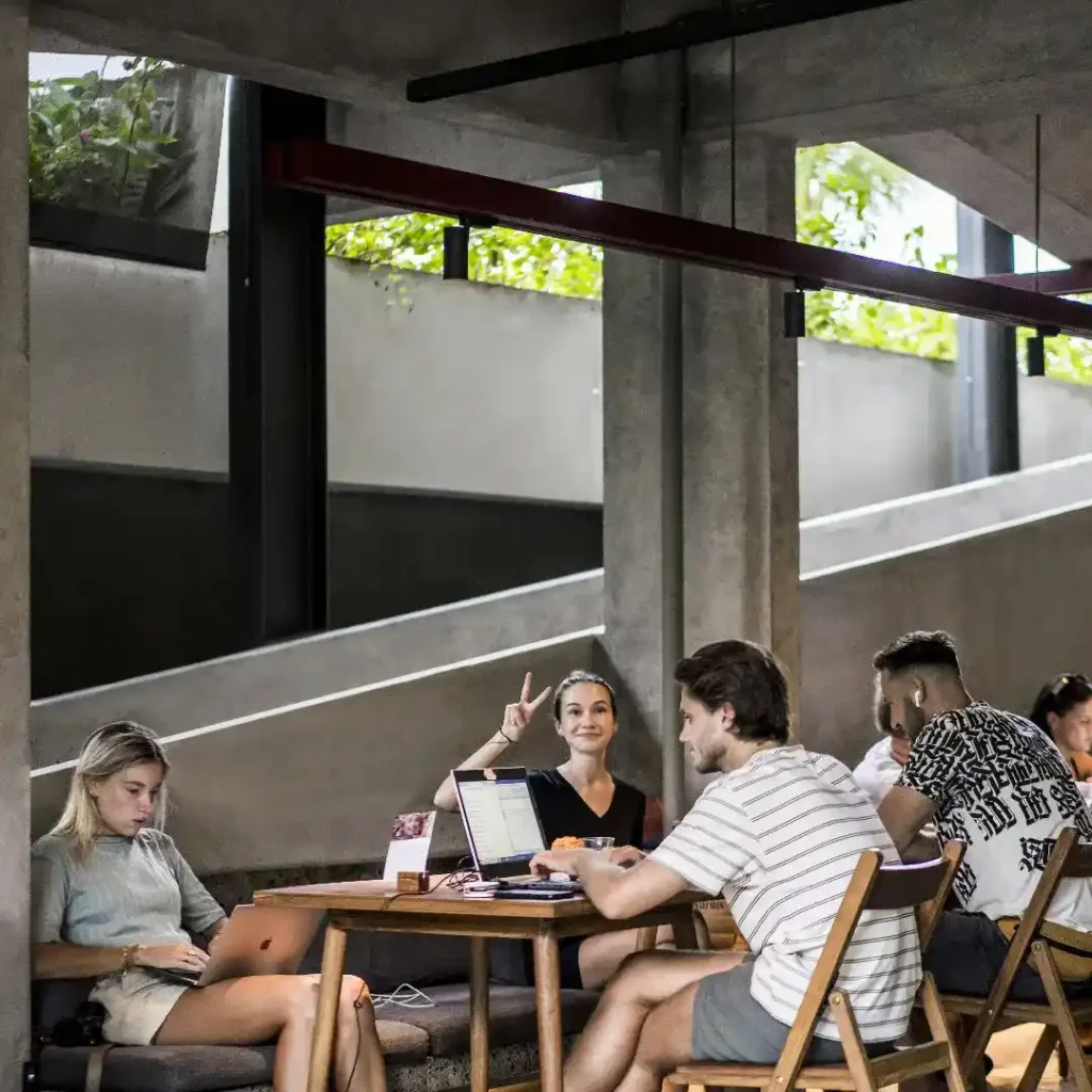 A shared table at a Canggu community kitchen