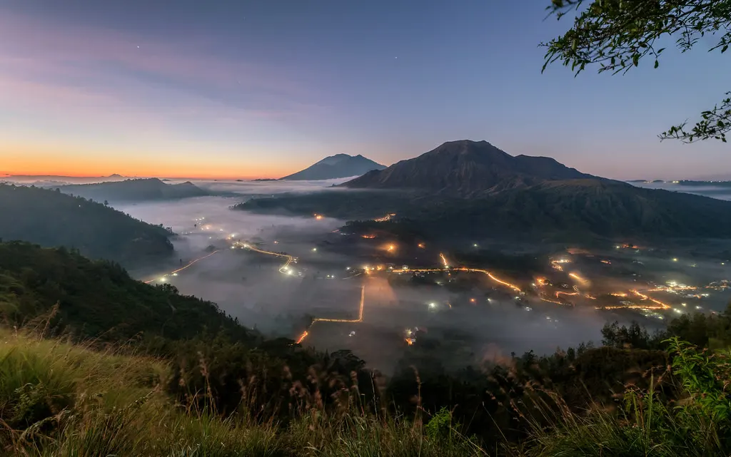 Sunrise over Pinggan, Kintamani